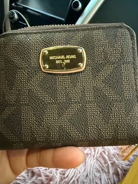 Michael Kors Dark Brown Textured Zip Coin Wallet with Gold Plate